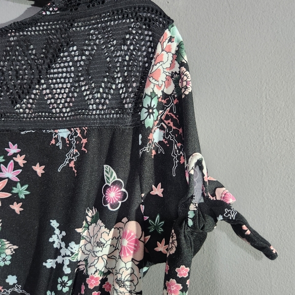 Dress - Picture 5 of 6